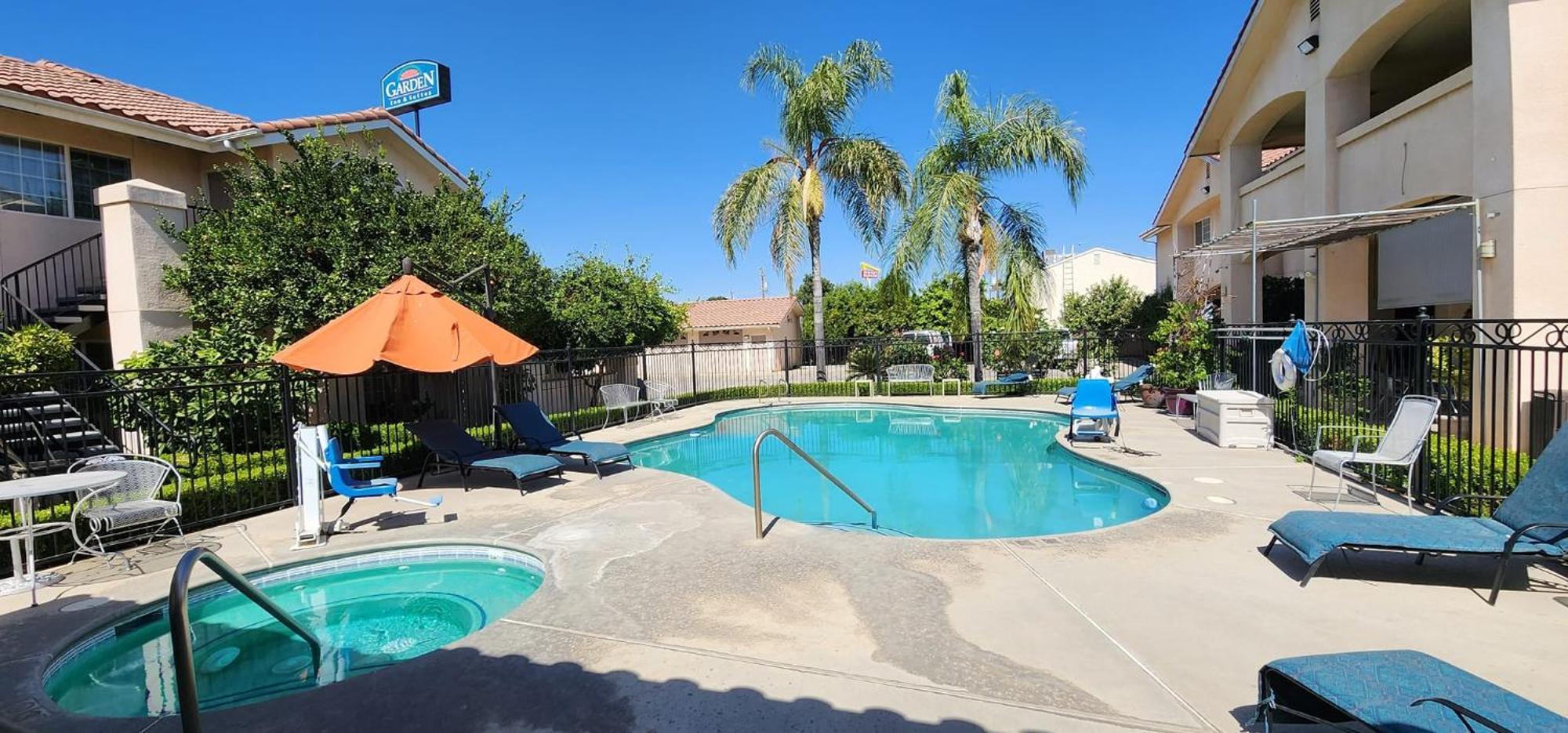 Formosa Inn Fresno Exterior photo